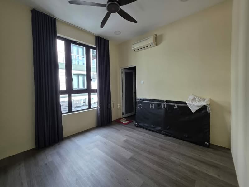 Semi-Detached House for Sale in Taman Sri Intan (Johor Bahru) - Fennie Chua - PropertyGuru.com.my