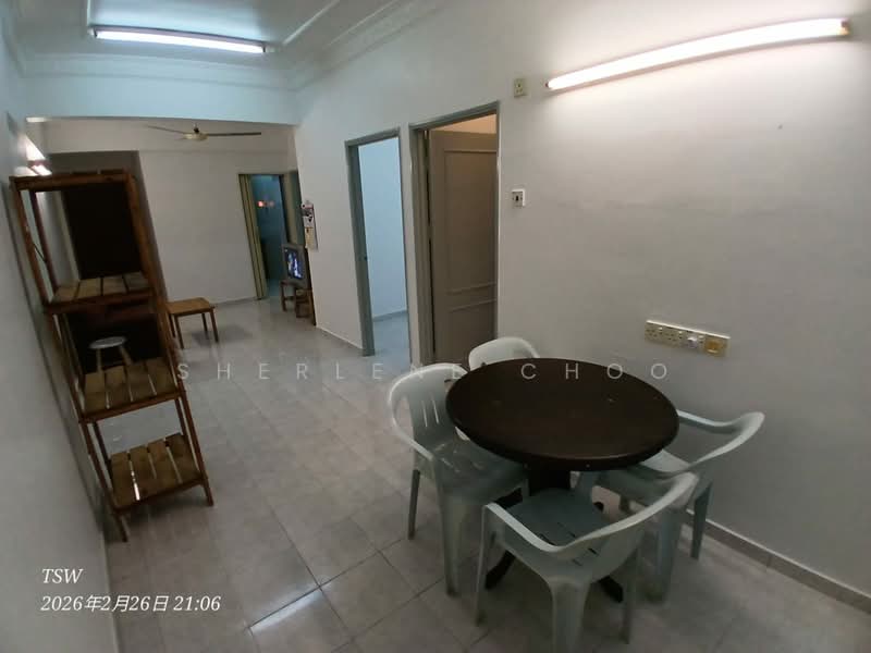 Pangsapuri untuk Disewa di BJ Court Apartment - Sherlene Choo - Living Room - PropertyGuru.com.my