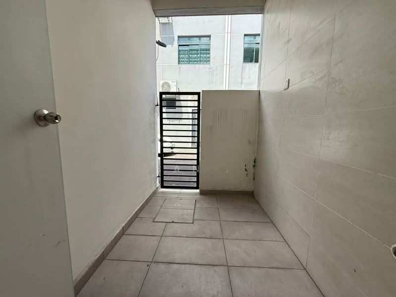 2-storey Terraced House for Sale in Taman Sutera Utama (Skudai) - San . - PropertyGuru.com.my