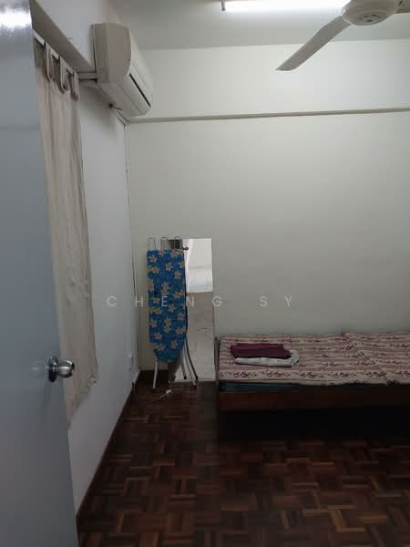Pangsapuri untuk Disewa di Arena Green - Cheng SY - Bedroom - PropertyGuru.com.my