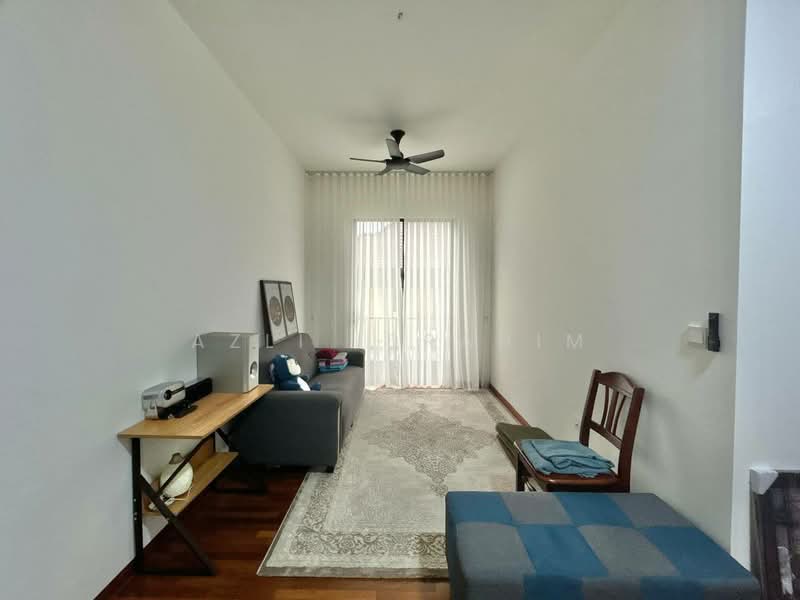 Rumah Berkembar untuk Dijual di Semenyih (Selangor) - Azli Ibrahim - Living Room - PropertyGuru.com.my