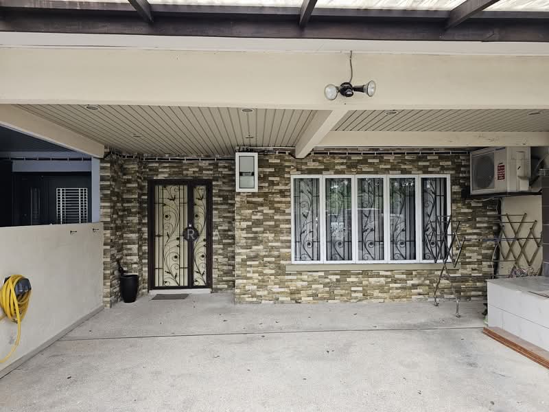 Rumah Teres 2 Tingkat untuk Dijual di Sungai Long (Bandar Sungai Long) - Ray Foo - Exterior - PropertyGuru.com.my