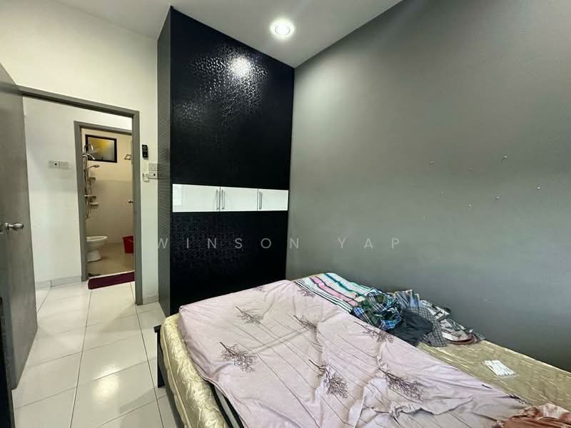 Servis Apartment untuk Dijual di Jentayu Residensi @ Tampoi - Winson Yap - Bedroom - PropertyGuru.com.my