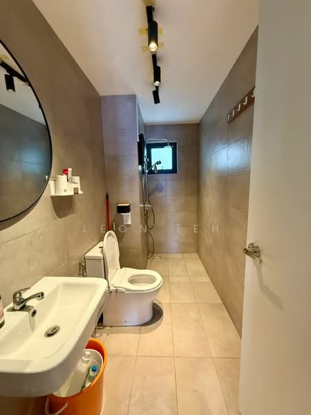 Service Residence for Sale at Savio @ Riana Dutamas - Leon Teh - Bathroom - PropertyGuru.com.my