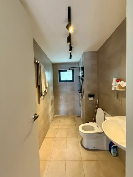 Service Residence for Sale at Savio @ Riana Dutamas - Leon Teh - Bathroom - PropertyGuru.com.my