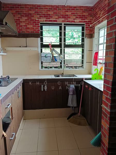 Rumah Teres 2.5 Tingkat untuk Dijual di Taman Bukit Idaman (Selayang) - Kho Chng Guan - Kitchen - PropertyGuru.com.my