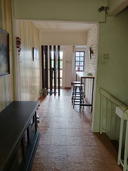 Rumah Teres 2.5 Tingkat untuk Dijual di Taman Bukit Idaman (Selayang) - Kho Chng Guan - Entrance - PropertyGuru.com.my