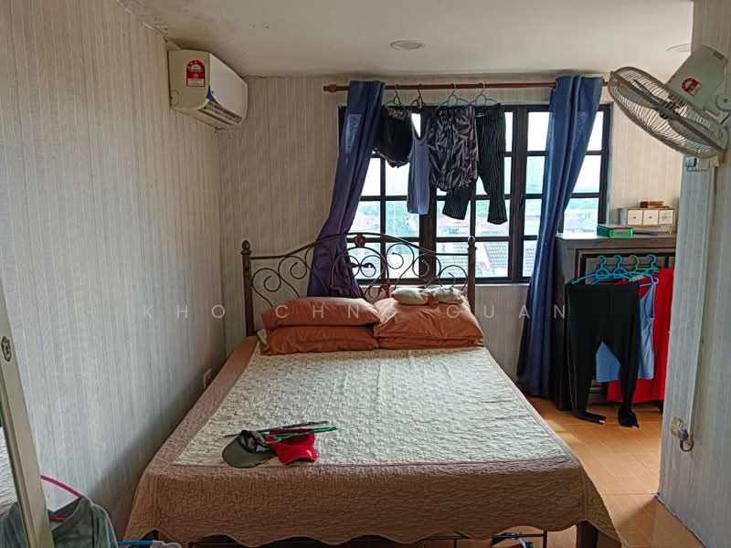 Rumah Teres 2.5 Tingkat untuk Dijual di Taman Bukit Idaman (Selayang) - Kho Chng Guan - Bedroom - PropertyGuru.com.my