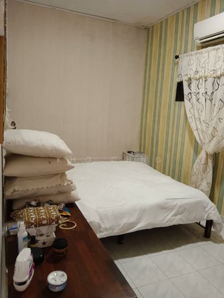 Rumah Teres 2.5 Tingkat untuk Dijual di Taman Bukit Idaman (Selayang) - Kho Chng Guan - Bedroom - PropertyGuru.com.my