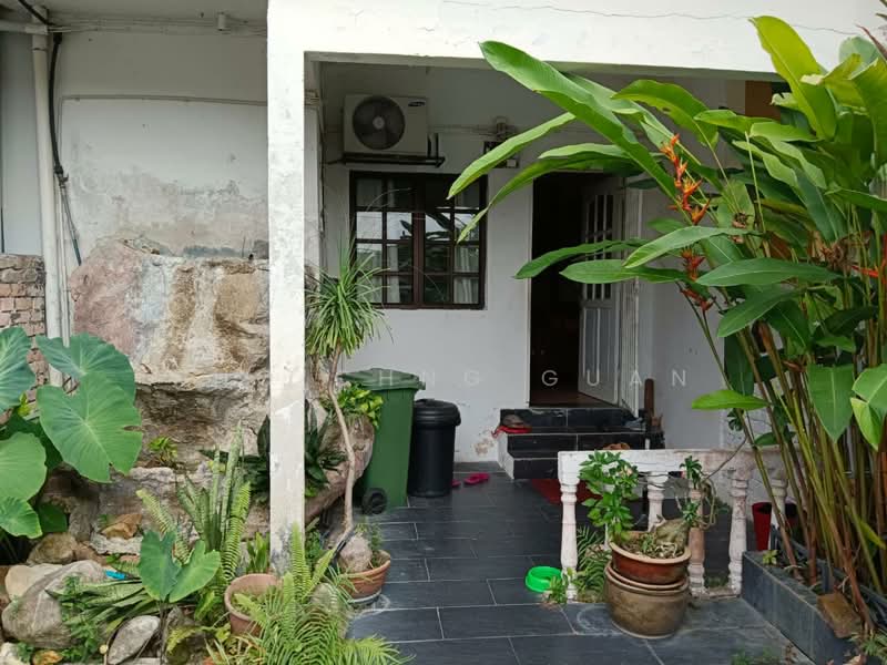 Rumah Teres 2.5 Tingkat untuk Dijual di Taman Bukit Idaman (Selayang) - Kho Chng Guan - Exterior - PropertyGuru.com.my