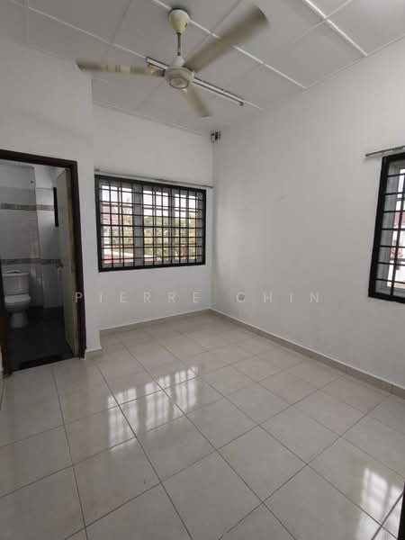 Terraced House for Rent in Taman Mutiara Rini (Skudai) - Pierre Chin - Bathroom - PropertyGuru.com.my