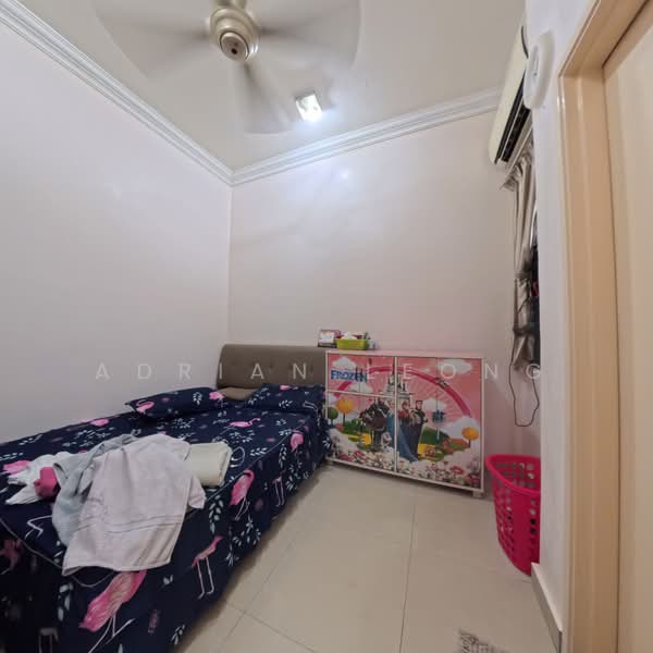 2-storey Terraced House for Sale in Bandar Kinrara (Selangor) - Adrian Leong - Bedroom - PropertyGuru.com.my