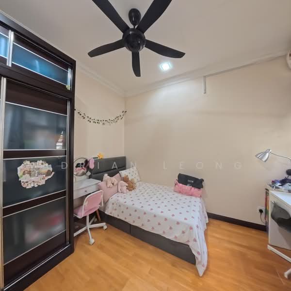 2-storey Terraced House for Sale in Bandar Kinrara (Selangor) - Adrian Leong - Bedroom - PropertyGuru.com.my
