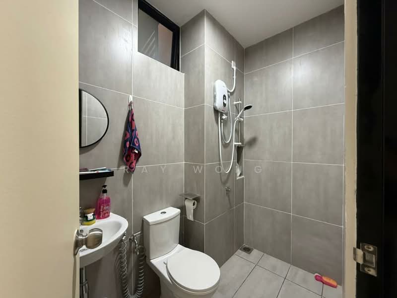 Servis Apartment untuk Disewa di Space Residency - Ray Wong - Bathroom - PropertyGuru.com.my