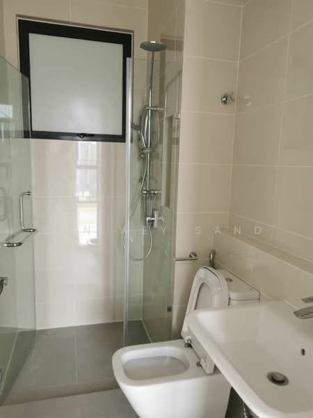 Condominium for Rent at Waltz Residences - GAN WEY SAND - Bathroom - PropertyGuru.com.my
