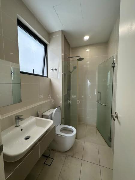 Condominium for Rent at Waltz Residences - GAN WEY SAND - Bathroom - PropertyGuru.com.my
