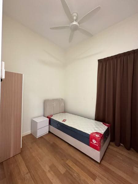 Condominium for Rent at Waltz Residences - GAN WEY SAND - Bedroom - PropertyGuru.com.my