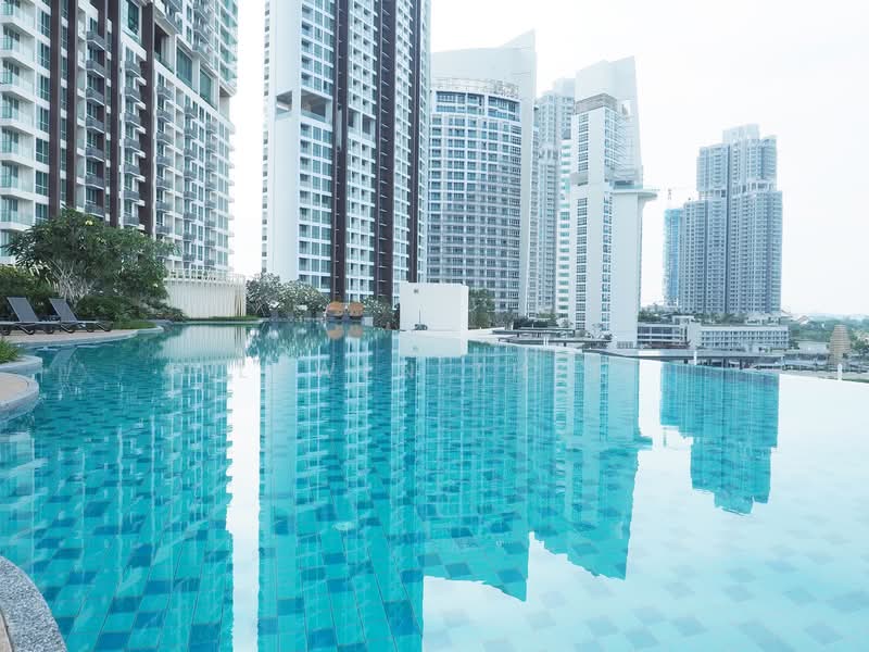 Service Residence for Sale at Puteri Cove Residences - Lywen Thye - Exterior - PropertyGuru.com.my