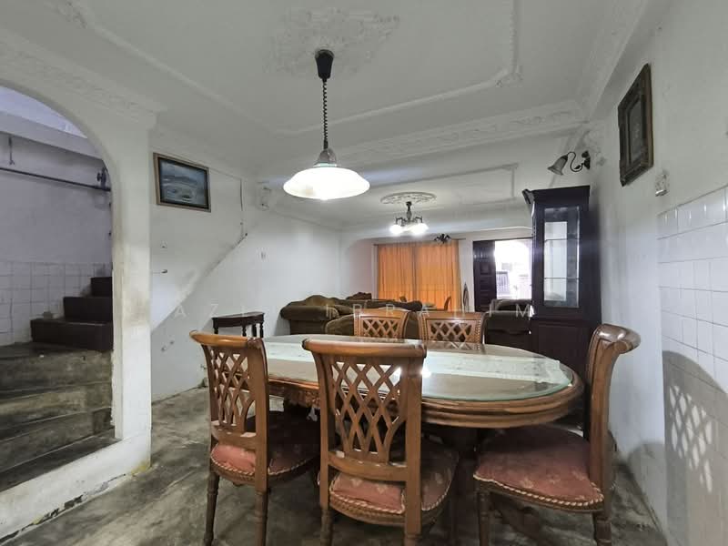 Rumah Teres 2 Tingkat untuk Dijual di Taman Dagang Jaya (Ampang) - Azli Ibrahim - Dining Room - PropertyGuru.com.my