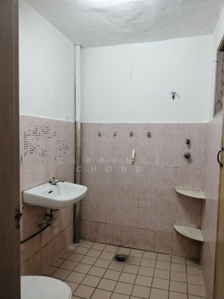 Rumah Teres 1 Tingkat untuk Dijual di Taman Cheras Perdana (Cheras) - Clarence Chong - Bathroom - PropertyGuru.com.my