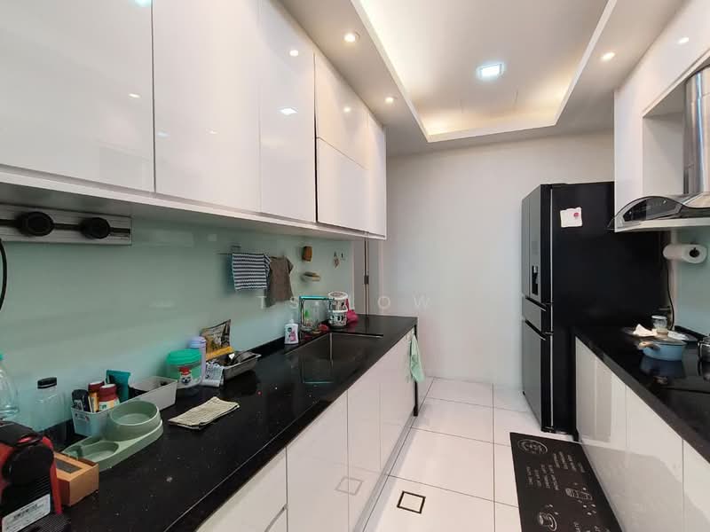 Kondominium untuk Dijual di The Treez Jalil Residen - TS Low - Kitchen - PropertyGuru.com.my