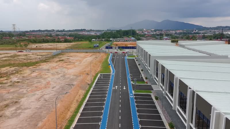 Shop / Office for Sale in Kluang (Johor) - Celine Chai - Exterior - PropertyGuru.com.my