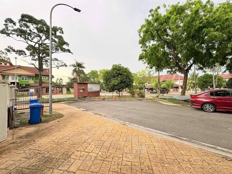 Rumah Teres 2 Tingkat untuk Dijual di Seksyen 7 (Shah Alam) - Isfarizal fazz - Exterior - PropertyGuru.com.my