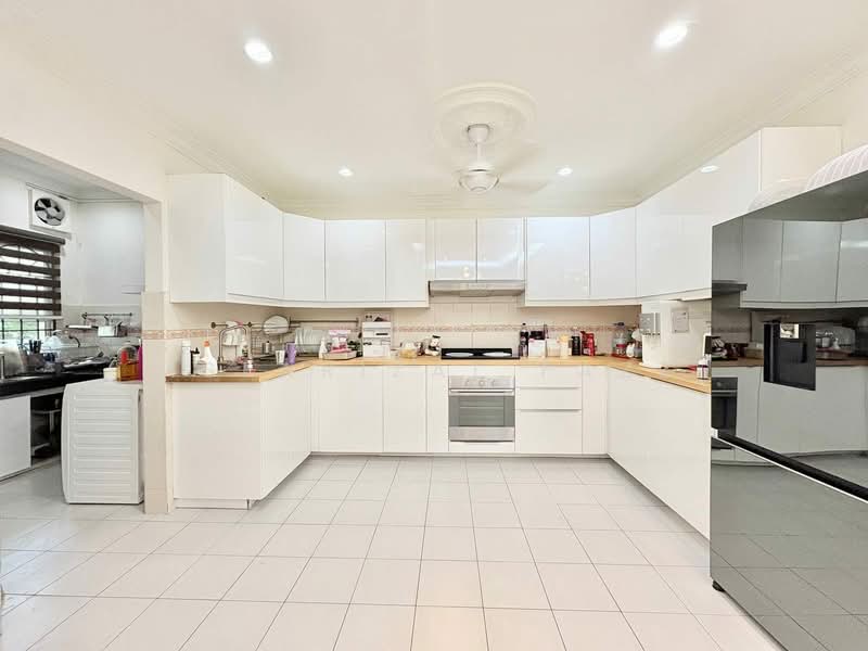 Rumah Teres 2 Tingkat untuk Dijual di Seksyen 7 (Shah Alam) - Isfarizal fazz - Kitchen - PropertyGuru.com.my