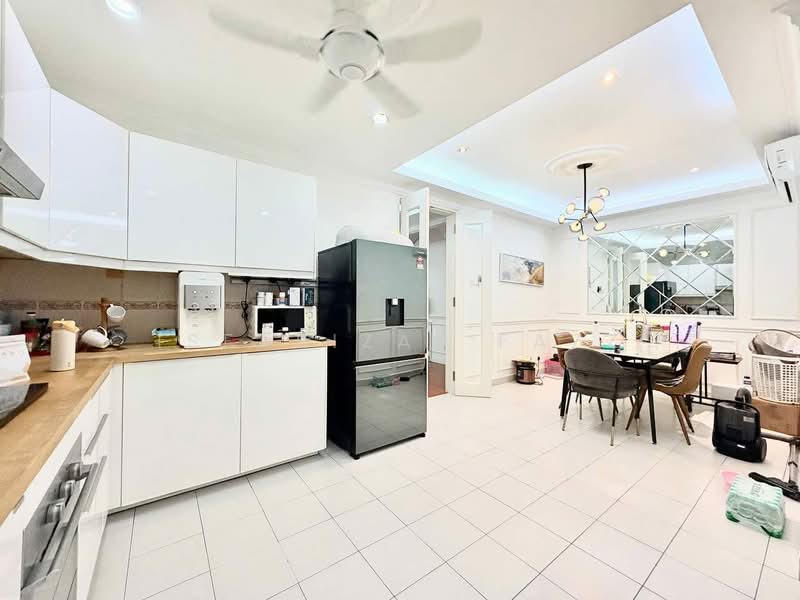 Rumah Teres 2 Tingkat untuk Dijual di Seksyen 7 (Shah Alam) - Isfarizal fazz - Kitchen - PropertyGuru.com.my