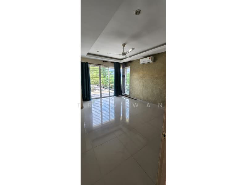 Rumah Teres 2 Tingkat untuk Disewa di Ampang Saujana (Ampang) - Tron Wan - Living Room - PropertyGuru.com.my