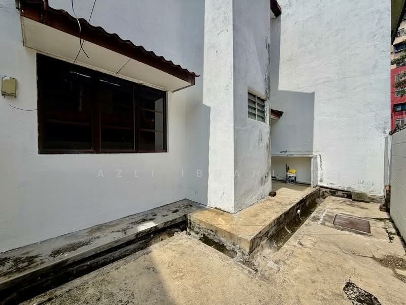 2-storey Terraced House for Sale in Taman Desaria (Petaling Jaya) - Azli Ibrahim - Exterior - PropertyGuru.com.my