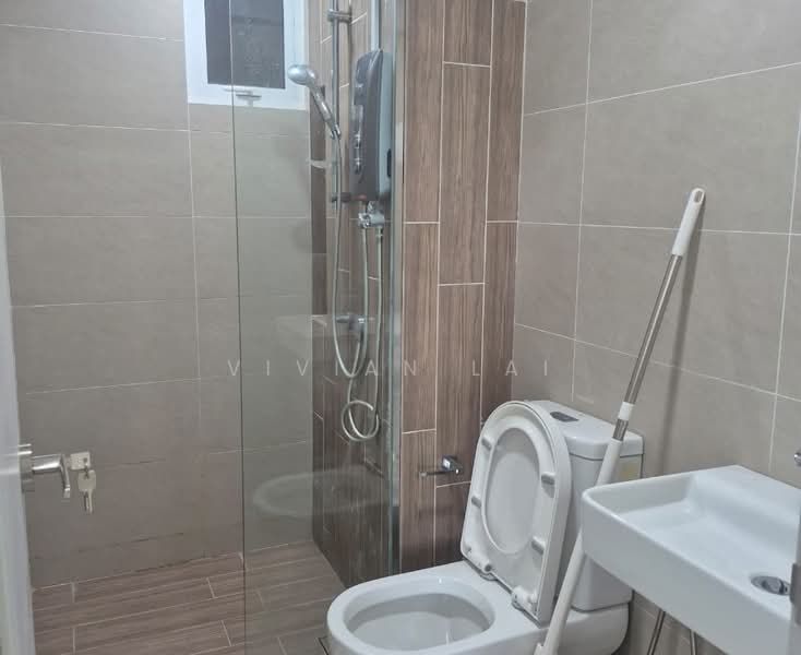 Servis Apartment untuk Disewa di RYAN & MIHO - Vivian Lai - Bathroom - PropertyGuru.com.my