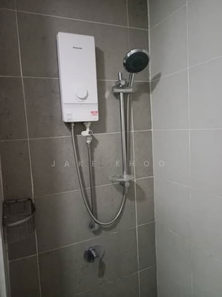 Condominium for Rent at Tropicana Bay Residences - Jake Khoo - Bathroom - PropertyGuru.com.my
