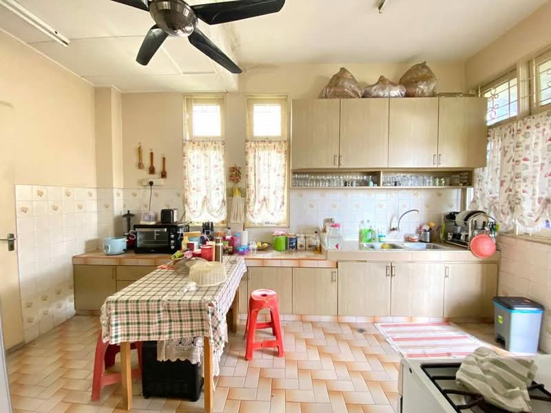 Bungalow for Sale in Seksyen 2 (Shah Alam) - Isfarizal fazz - Kitchen - PropertyGuru.com.my