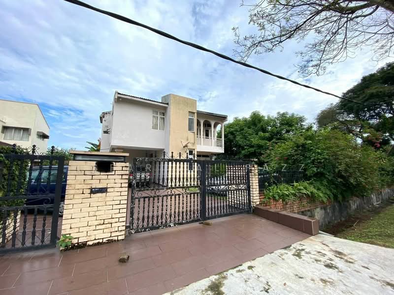 Bungalow for Sale in Seksyen 2 (Shah Alam) - Isfarizal fazz - Exterior - PropertyGuru.com.my
