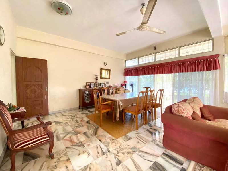 Bungalow for Sale in Seksyen 2 (Shah Alam) - Isfarizal fazz - Dining Room - PropertyGuru.com.my