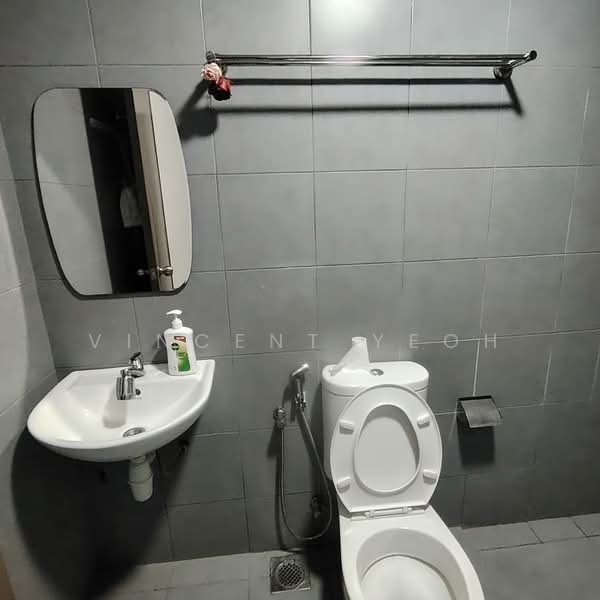 Servis Apartment untuk Disewa di Astetica Residences - Vincent Yeoh - Bathroom - PropertyGuru.com.my