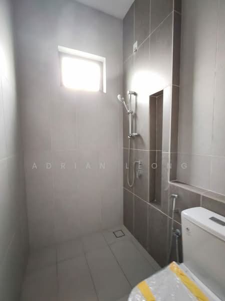 2-storey Terraced House for Sale in Bandar Kinrara (Selangor) - Adrian Leong - Bathroom - PropertyGuru.com.my