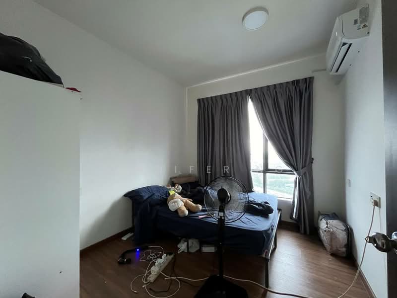 Service Residence for Sale at Country Garden Central Park - Jennifer Ng - Bedroom - PropertyGuru.com.my
