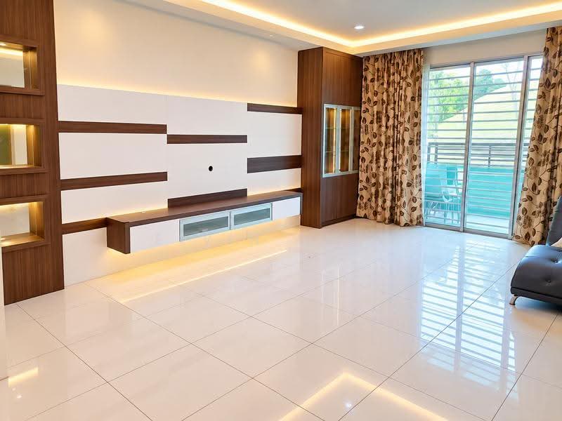 2-storey Terraced House for Sale in Denai Alam (Shah Alam) - Elvin Gwee - Living Room - PropertyGuru.com.my