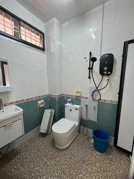 Rumah Teres 2 Tingkat untuk Dijual di Tampoi (Johor) - Calley Chin - Bathroom - PropertyGuru.com.my
