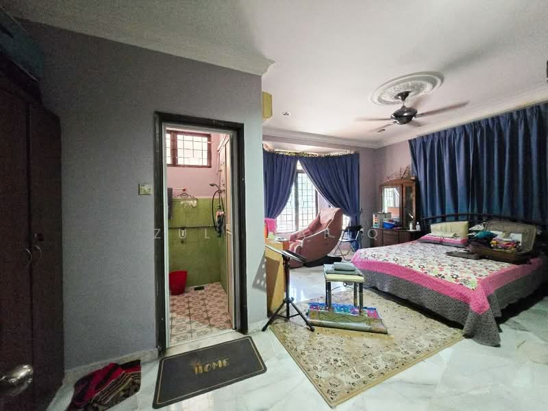 Bungalow for Sale in Bandar Rinching (Semenyih) - Zul Syafiq - Bedroom - PropertyGuru.com.my
