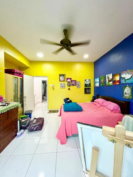 Rumah Teres 2 Tingkat untuk Dijual di Taman Intan (Dengkil) - Amzar Faiz - Bedroom - PropertyGuru.com.my