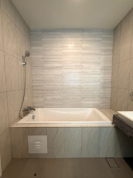 3-storey Terraced House for Rent in Mont Kiara (Kuala Lumpur) - Hilmi Akmal - Bathroom - PropertyGuru.com.my