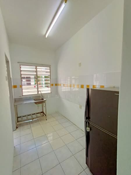 Pangsapuri untuk Dijual di The Ocean View (Bandar Sri Pinang) - Ben Lee - Kitchen - PropertyGuru.com.my