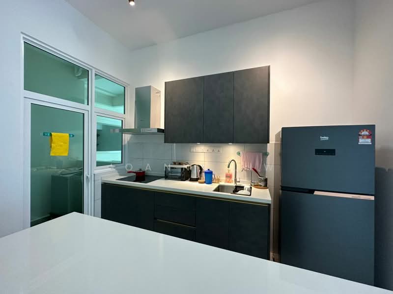 Kondominium untuk Disewa di Ferringhi Residence 2 - Joanne Liw - Kitchen - PropertyGuru.com.my