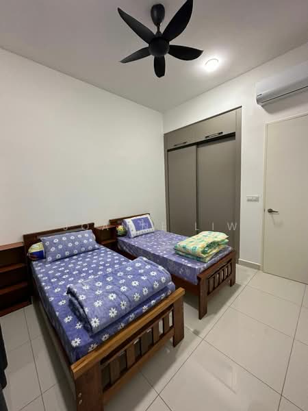 Kondominium untuk Disewa di Ferringhi Residence 2 - Joanne Liw - Bedroom - PropertyGuru.com.my