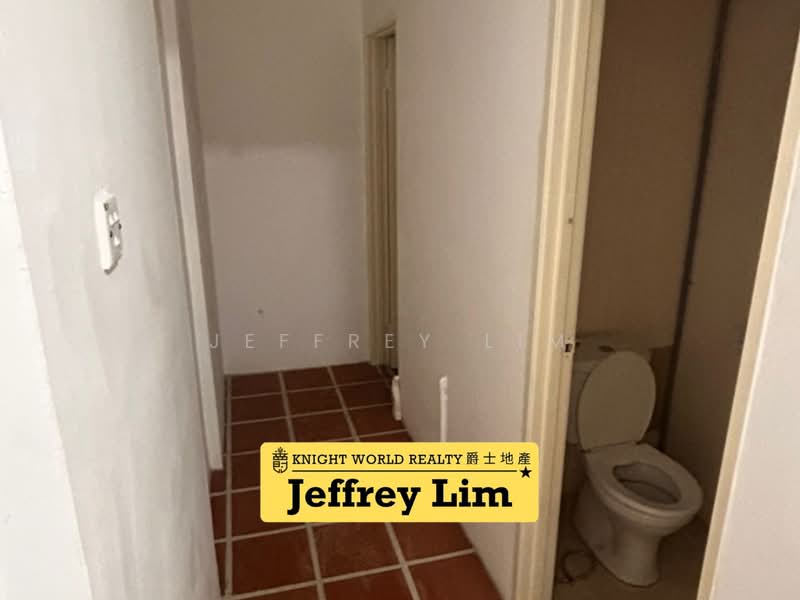 Shop / Office for Rent in Jelutong (Penang) - Jeffrey Lim - Corridor - PropertyGuru.com.my