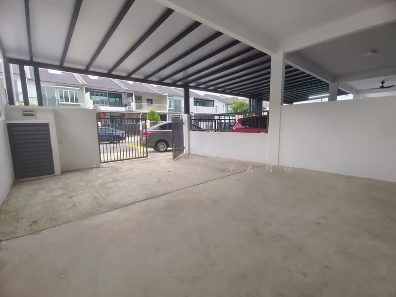 Rumah Teres untuk Disewa di Taman Kundang Jaya (Rawang) - Tiffany Yang - Exterior - PropertyGuru.com.my