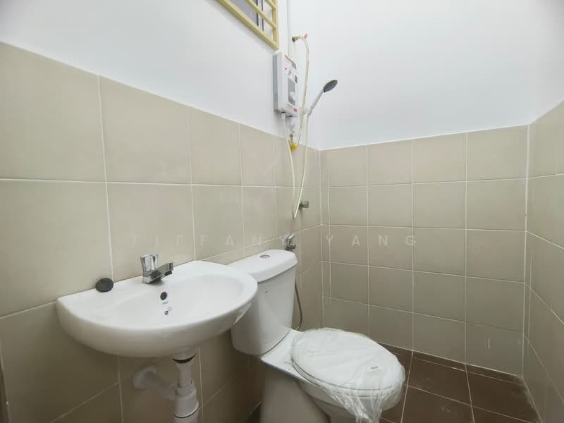 Rumah Teres untuk Disewa di Taman Kundang Jaya (Rawang) - Tiffany Yang - Bathroom - PropertyGuru.com.my